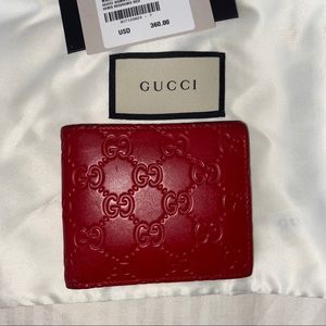 Discontinued men’s red Gucci wallet